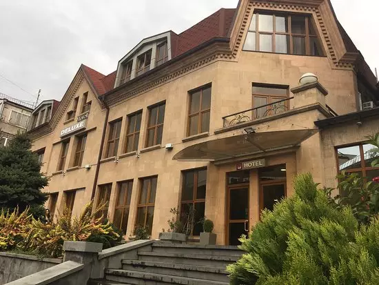 دلوکس ایروان